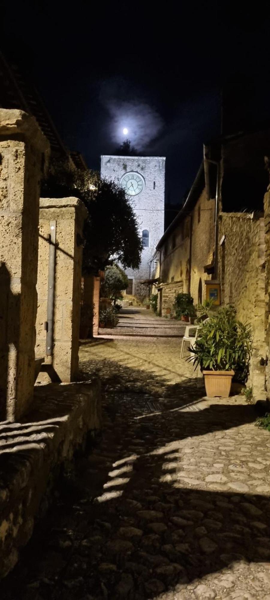 Cuore Del Castello Arrone Exterior photo